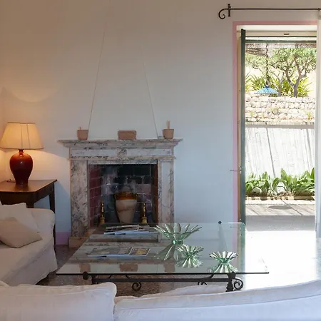 Aimone Villa *