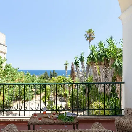 Aimone Villa Marina Porto